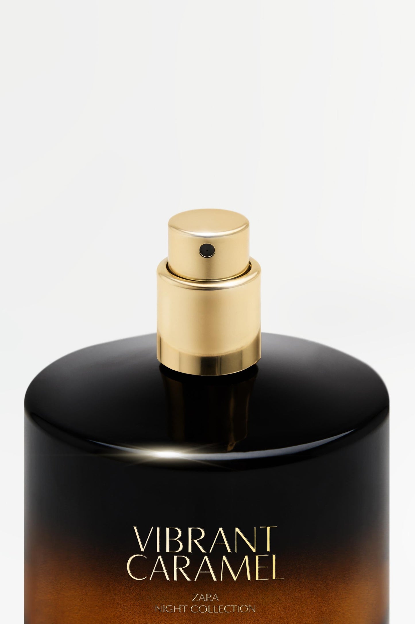 VIBRANT CARAMEL EDP 90 ML (3.04 FL. OZ).